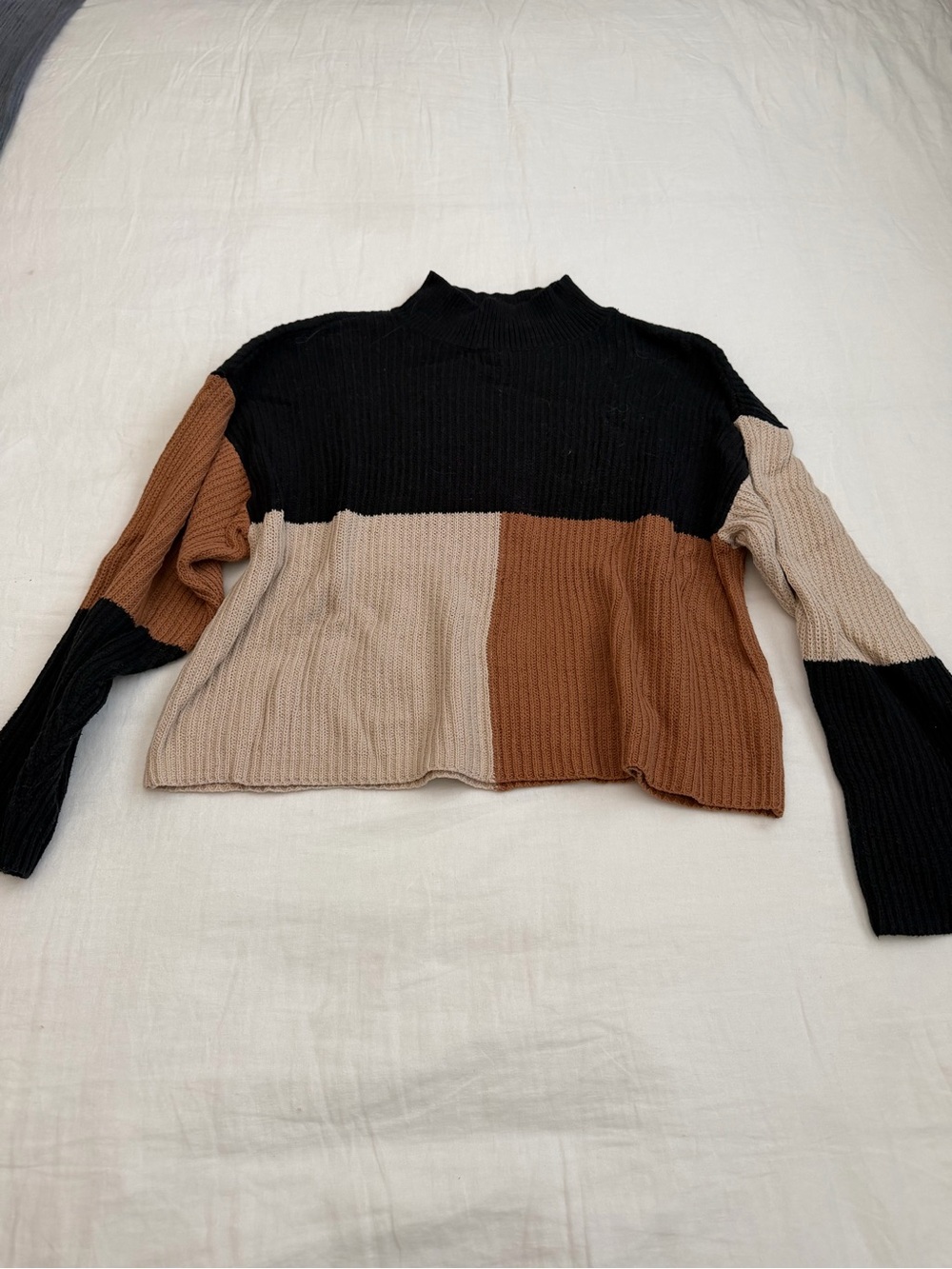 bp Colorblock Cropped Cowl Neck Sweater in Black, Tan & Brown